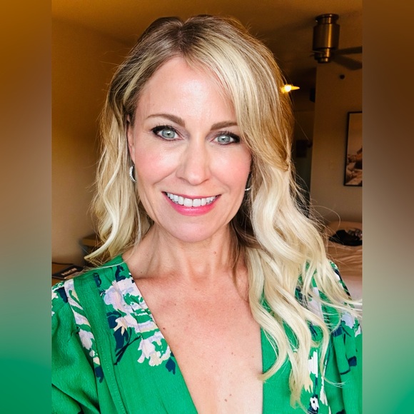 Meet your Posher, Kym - Picture 2 of 2